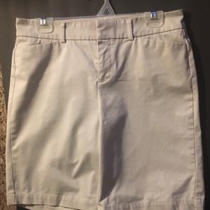 Dockers Shorts Size 8P
